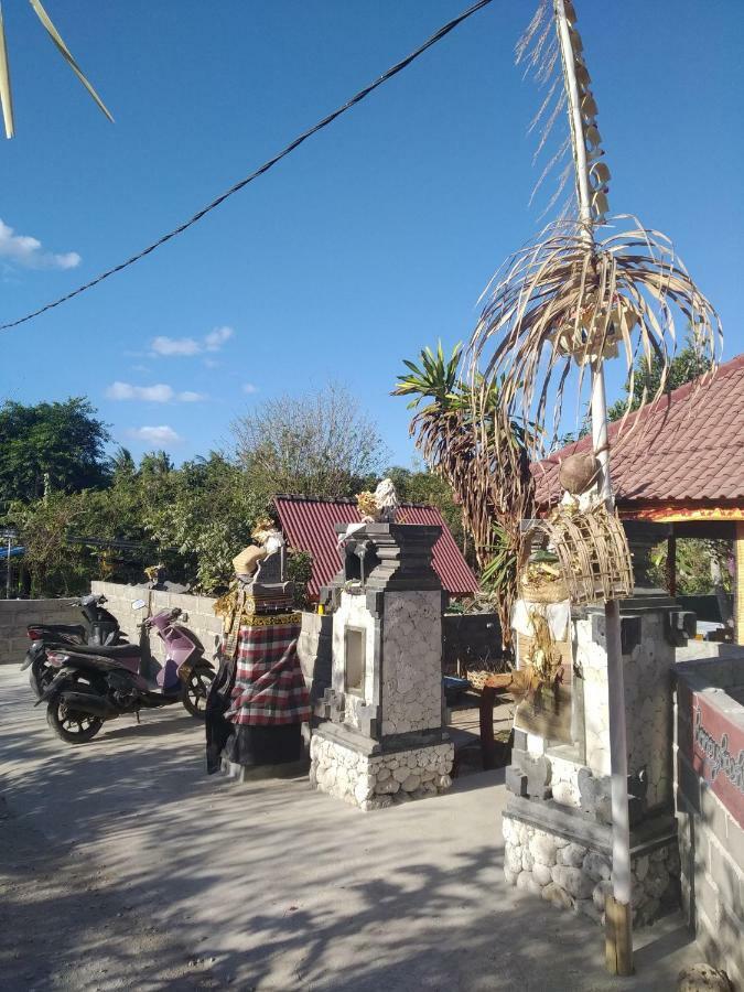 Honeybee Huts Acomodação com café da manhã Lembongan Exterior foto