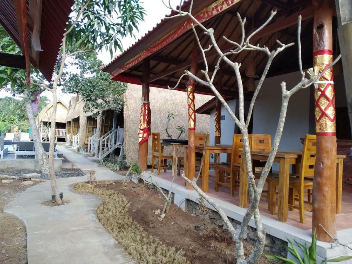 Honeybee Huts Acomodação com café da manhã Lembongan Exterior foto