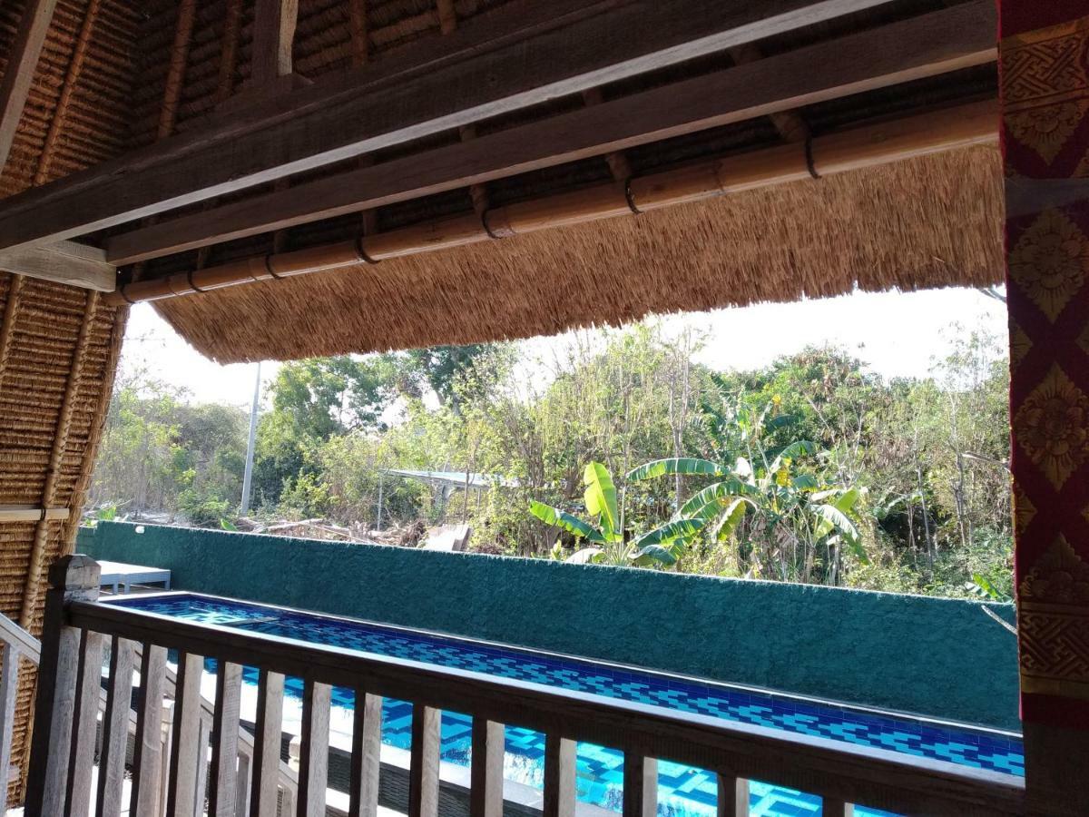 Honeybee Huts Acomodação com café da manhã Lembongan Exterior foto